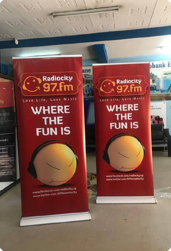 Radiocity 97.fm — large format roll-up banners